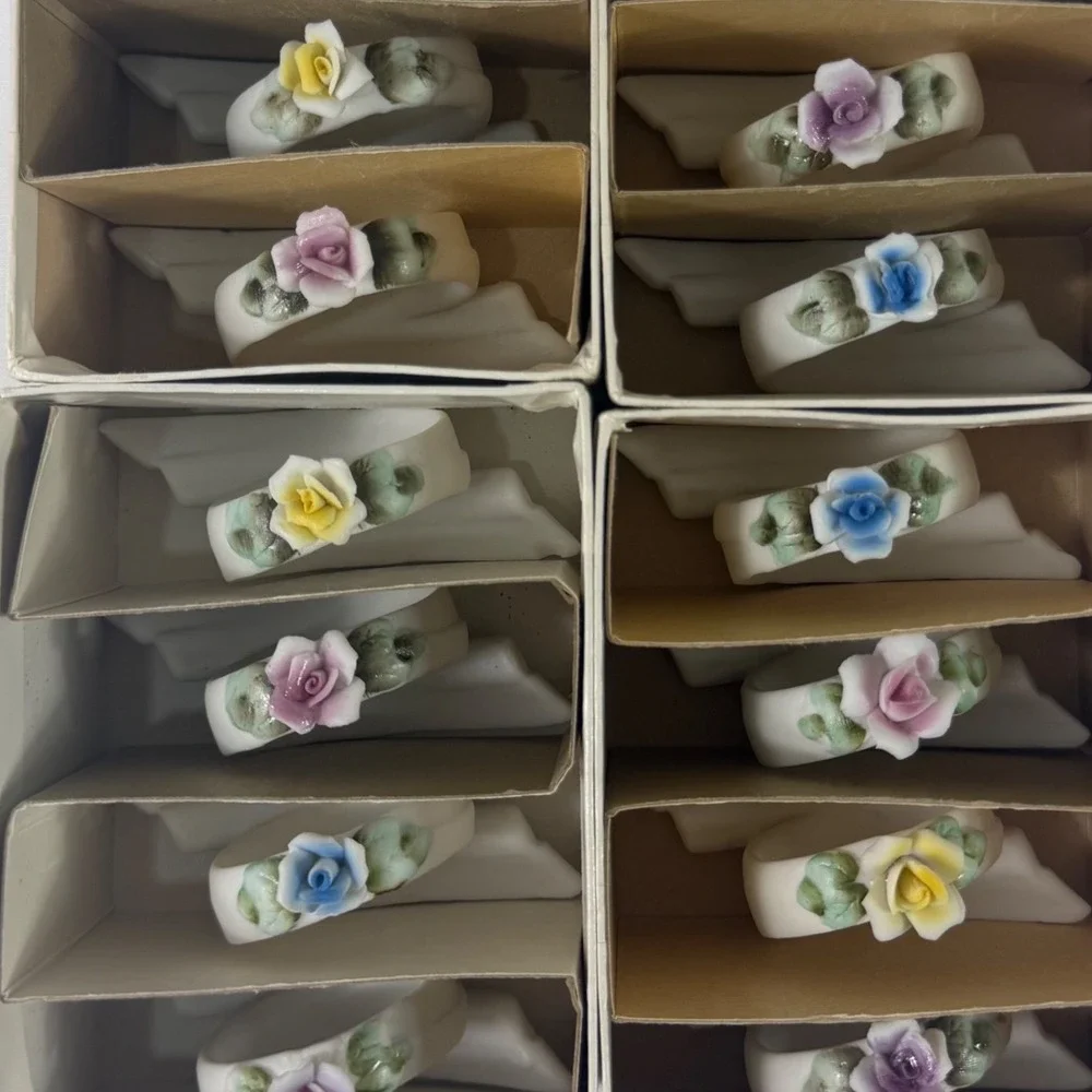 16 Vintage Porcelain Rose Napkin Rings Floral Ribbon Scroll‎ Set Made in Japan